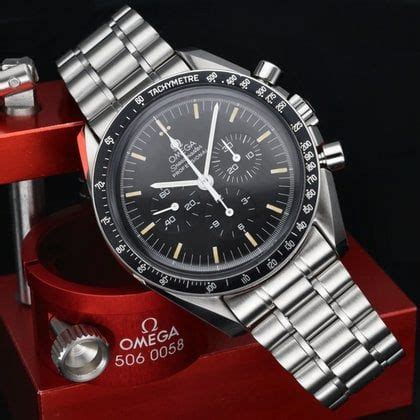 omega speedmaster plexiglass cleaning|Omega Speedmaster maintenance guide.